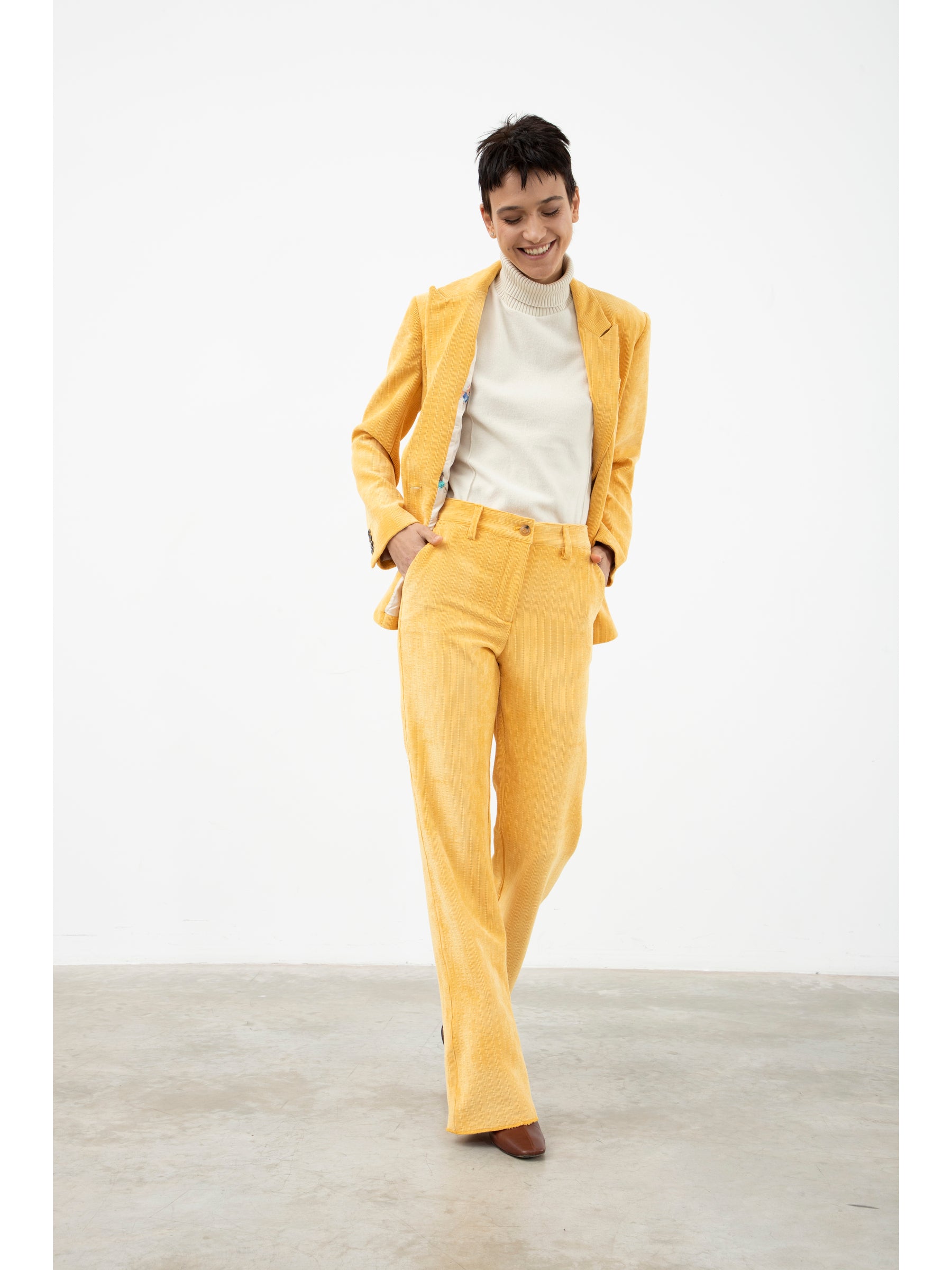 Tailleur With Single Breasted Blazer Yellow