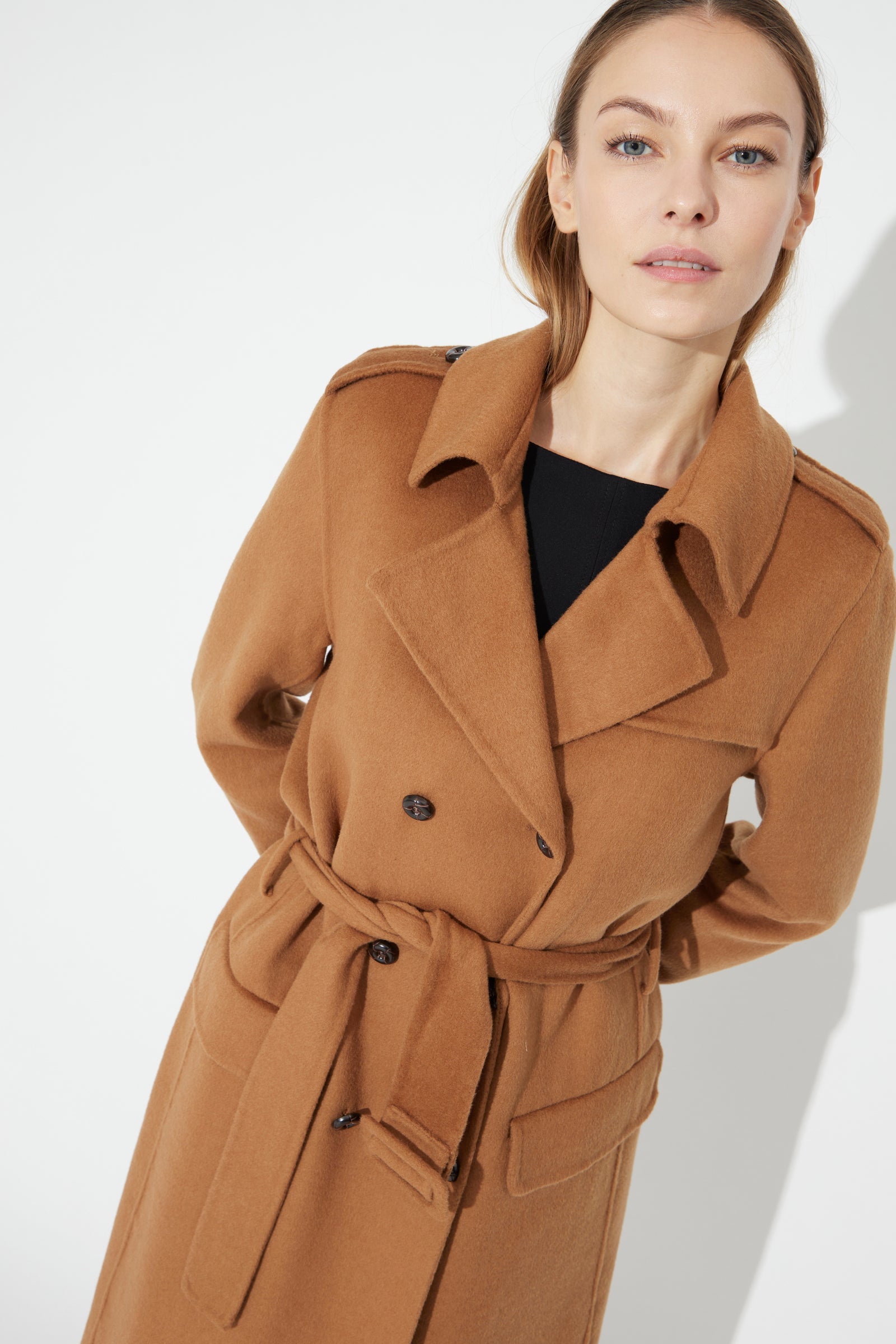 Trench Coat In Wool Camel