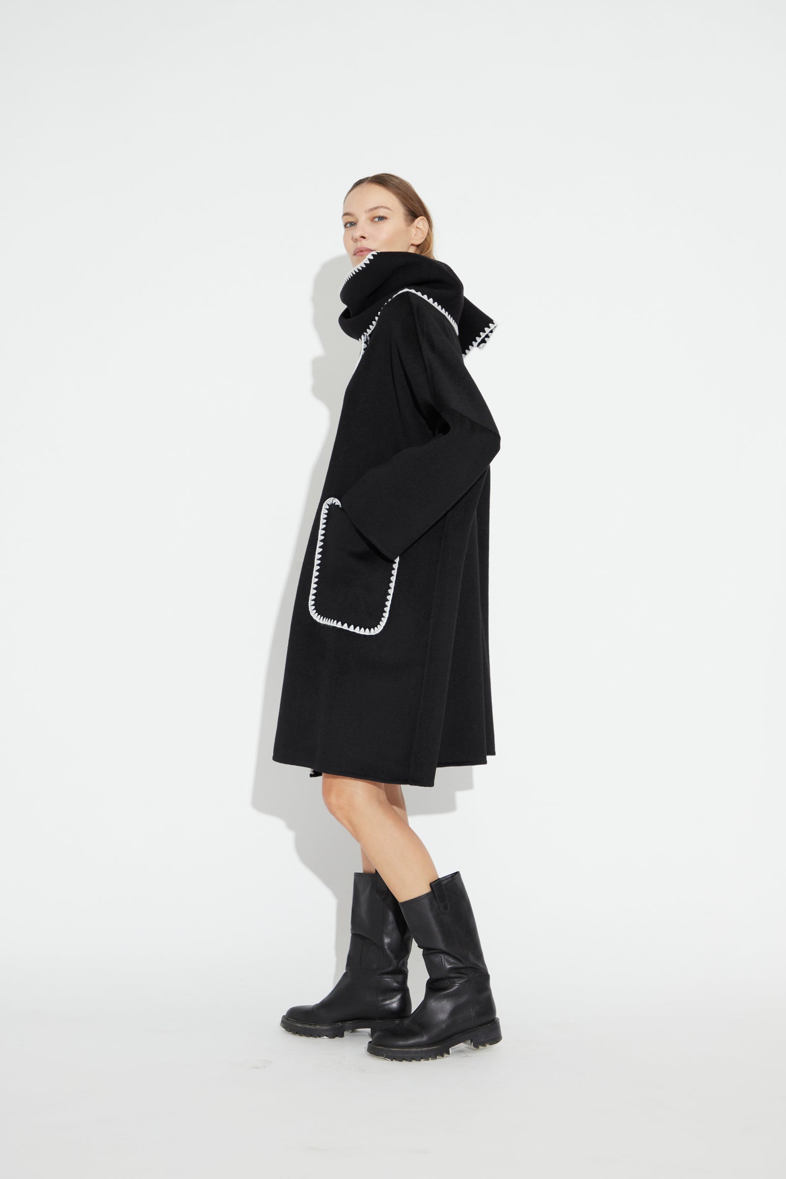 Embroidery Wool Scarf Coat Black