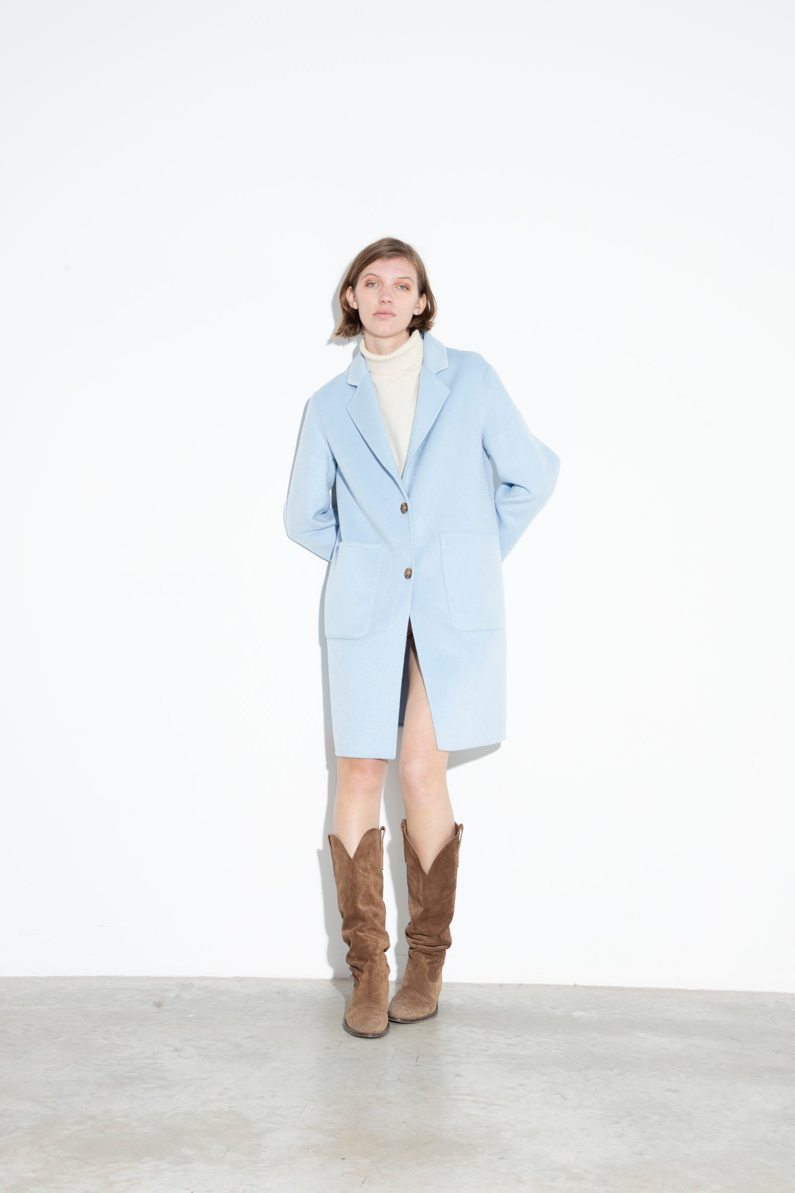 Embroidery Wool Coat Light Blu