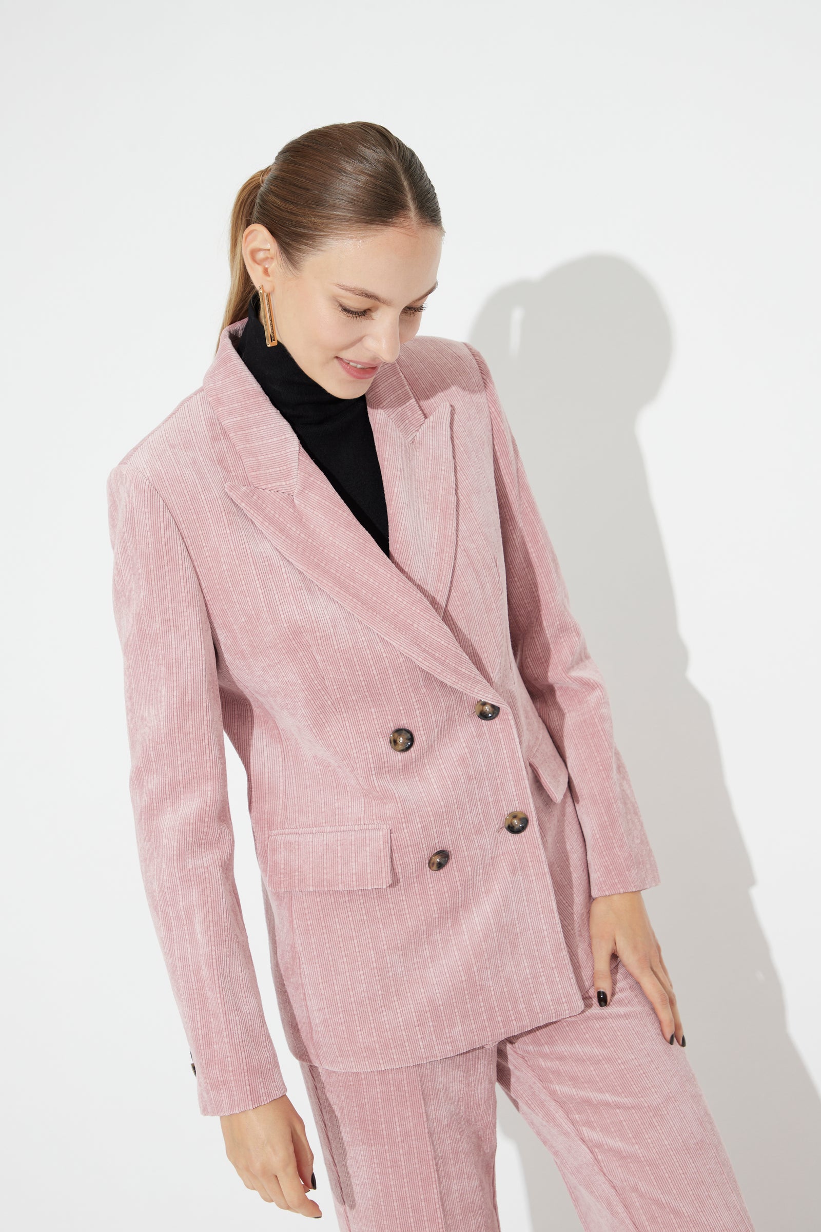 Double-Breasted Velvet Blazer Pink